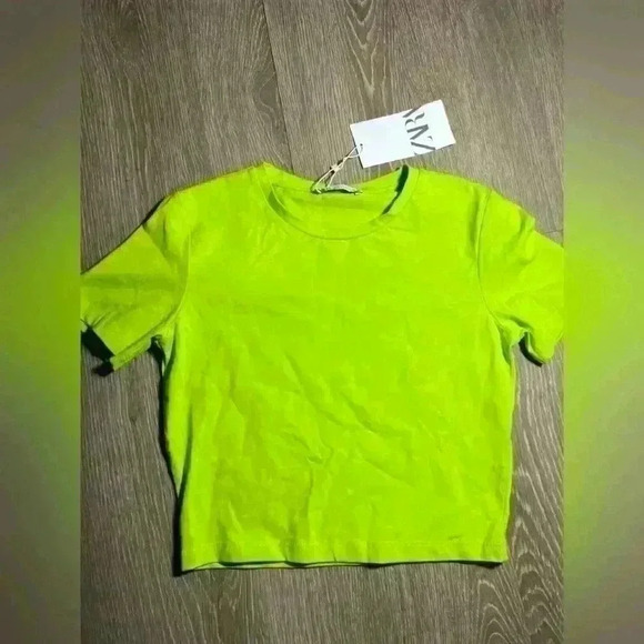 🔥🔥Zara lime crop top size small - Picture 1 of 3
